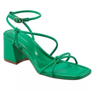 BRAND NEW MARC FISHER HEELS 💚